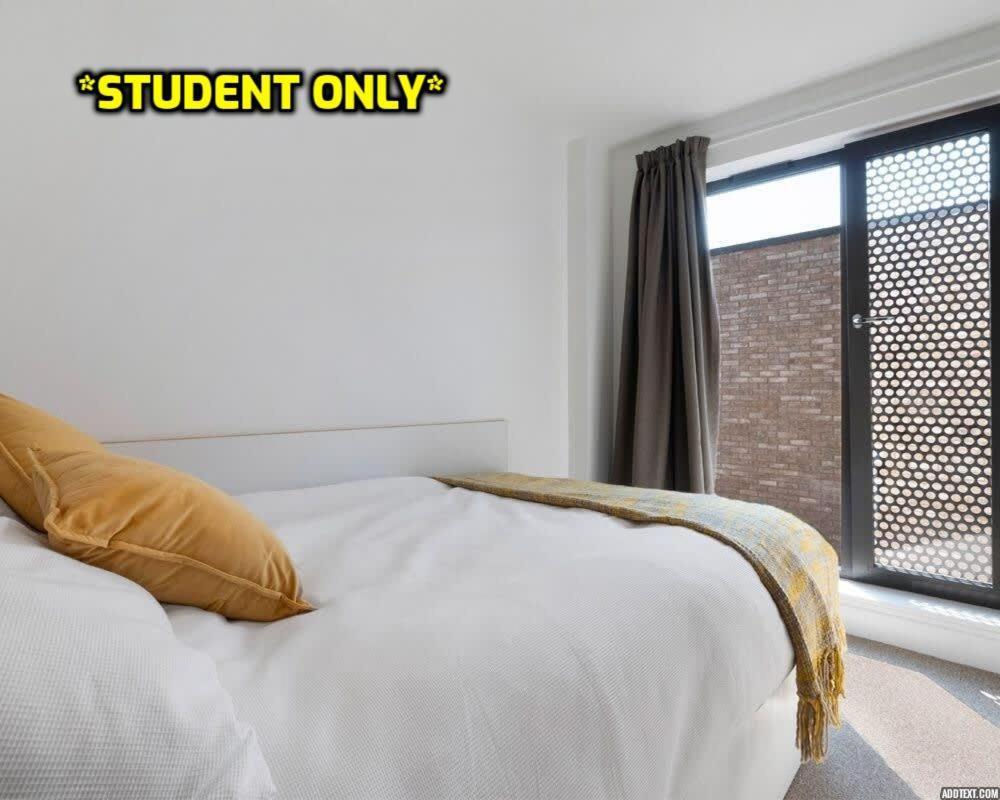Student Only Zeni Ensuite Rooms, Colchester Extérieur photo